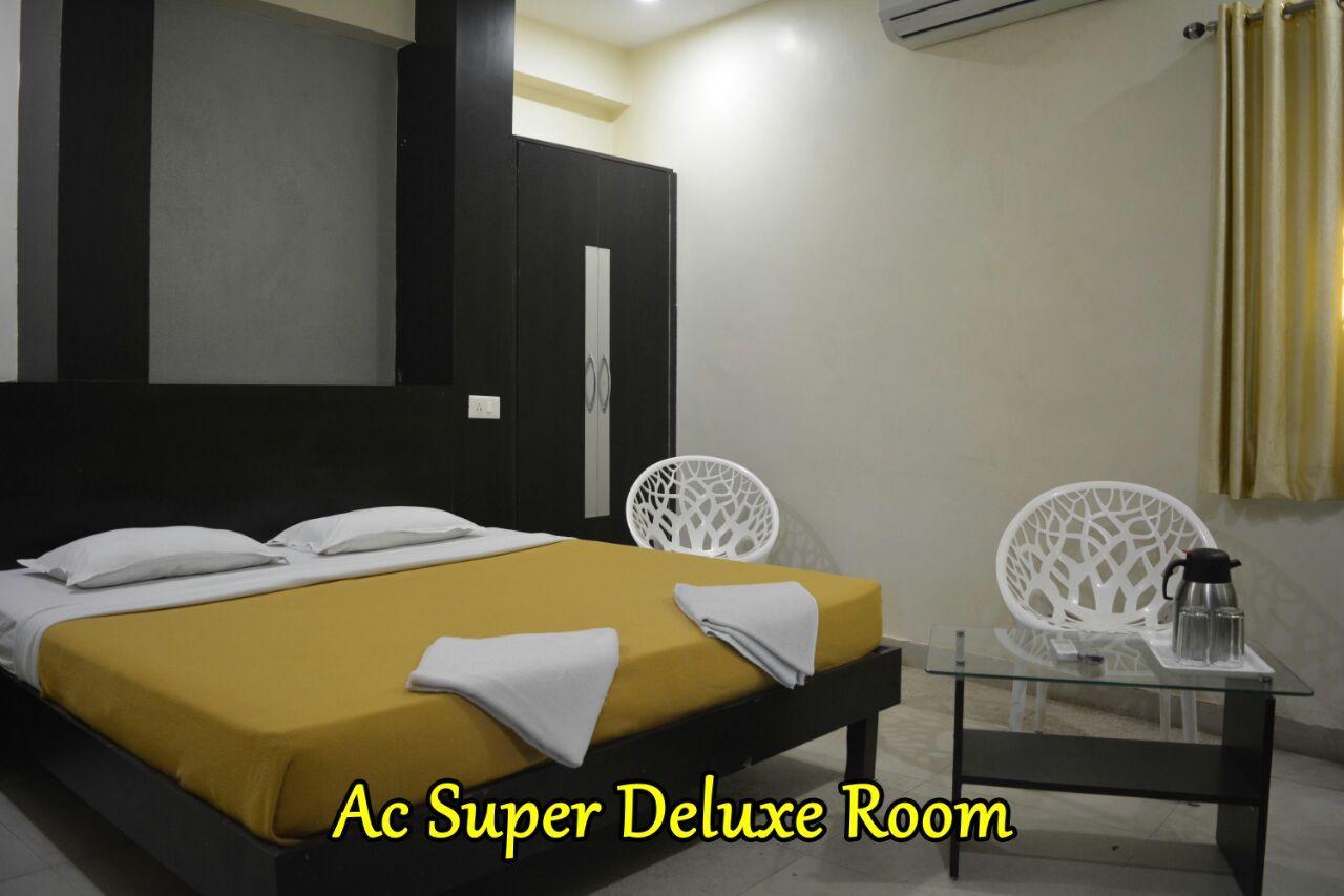 Hotel Green Tree Rāipur エクステリア 写真